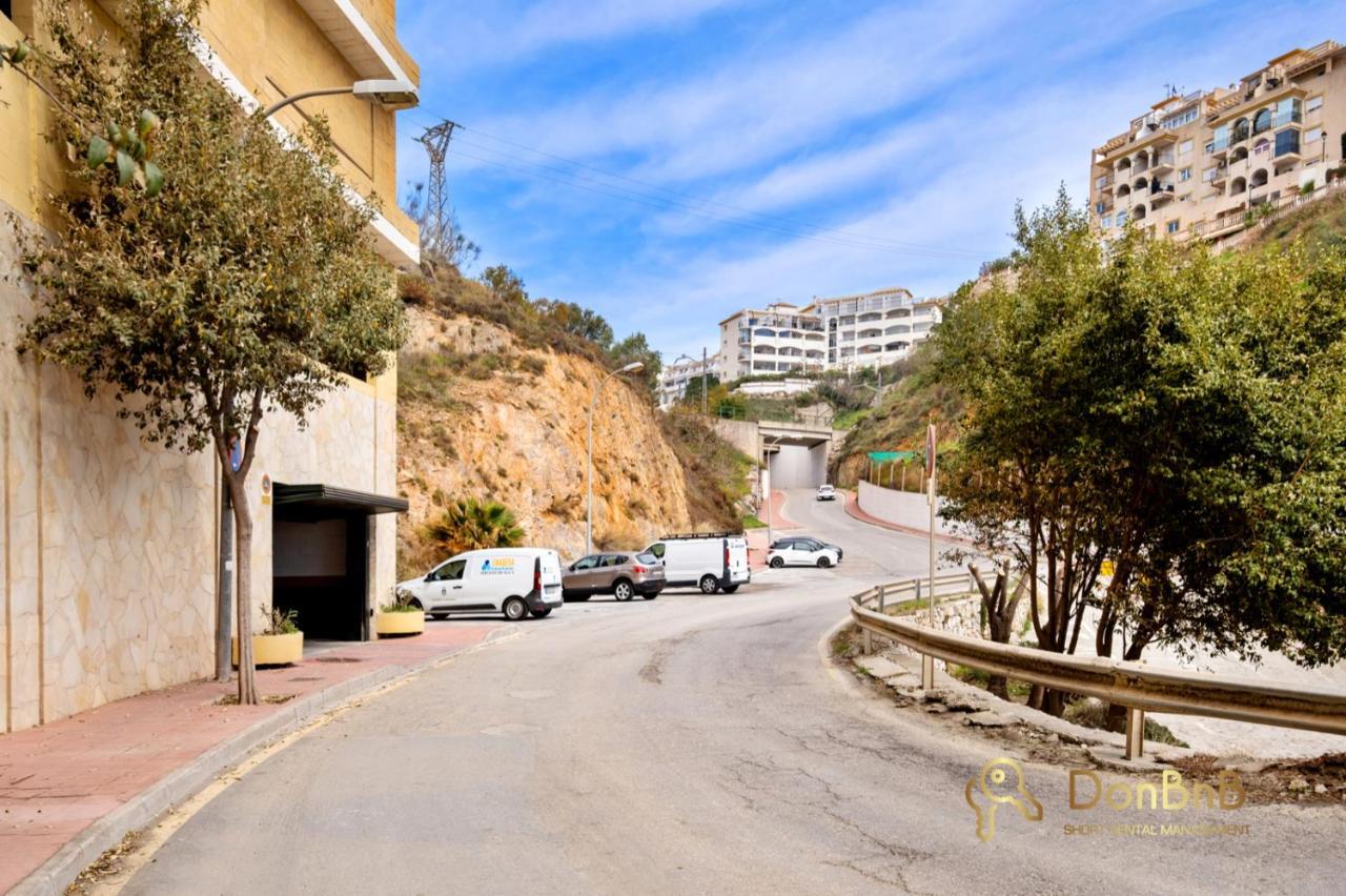 Cozy Apartment With Sea View And Private Parking In Fuengirola Kültér fotó